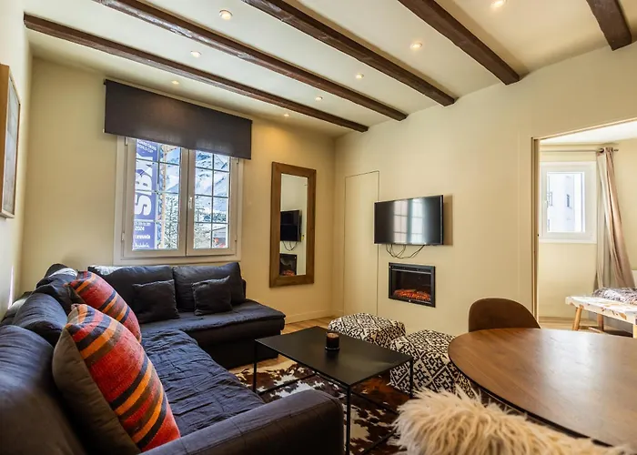 Lujo A Pie De Pista En Plaza Andalucía,